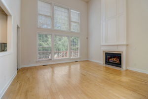 Eastham Dr-009