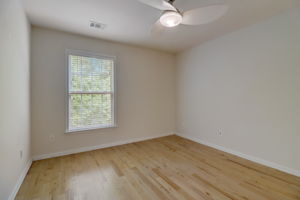 Eastham Dr-028