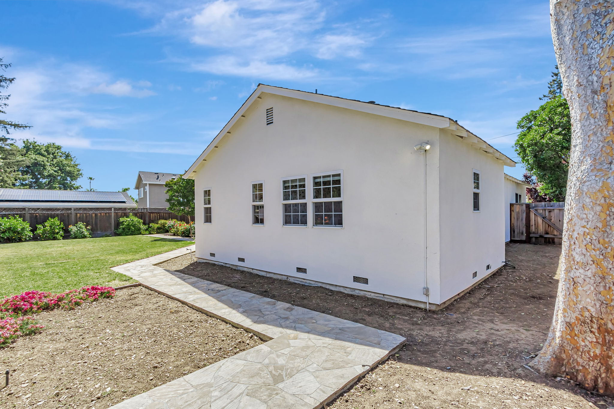 062_14555 Nelson Way