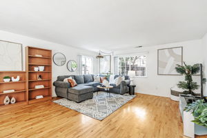 014_14555 Nelson Way