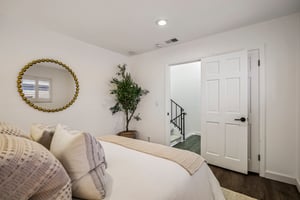 Manhattan Beach Blvd C-S1510-017.jpg
