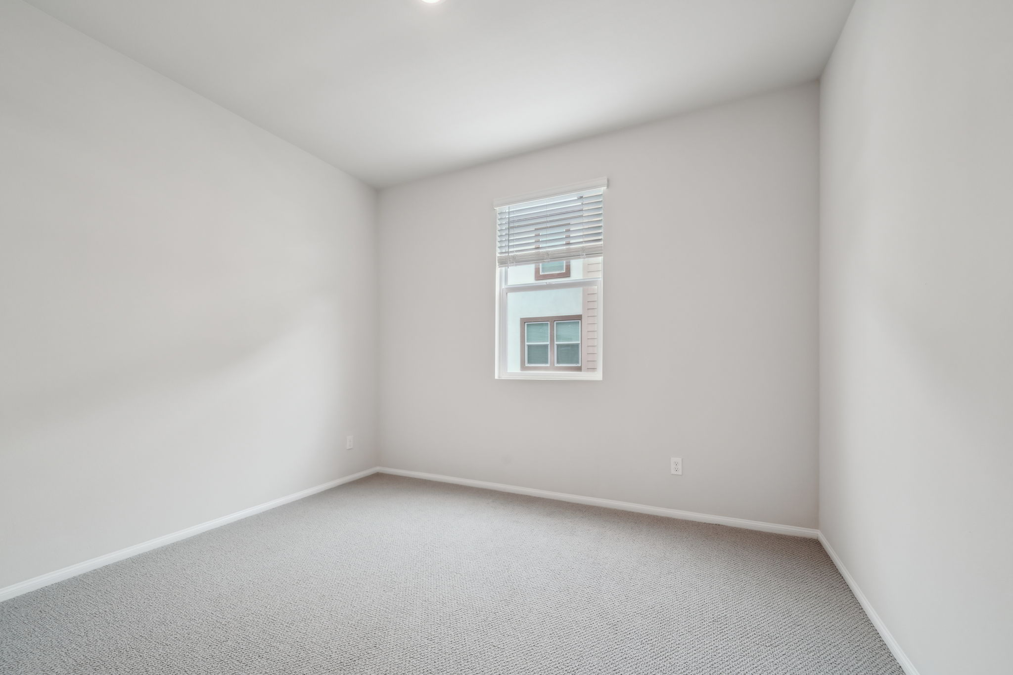 SoCal - Stratus - 1456 Stratus Dr, Pomona, CA 91768 - 019
