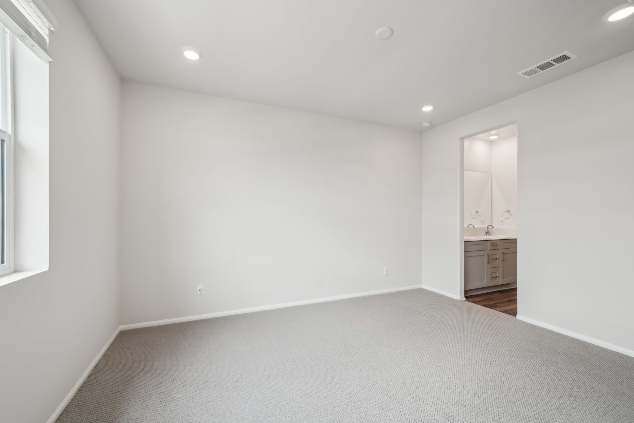 SoCal - Stratus - 1456 Stratus Dr, Pomona, CA 91768 - 029