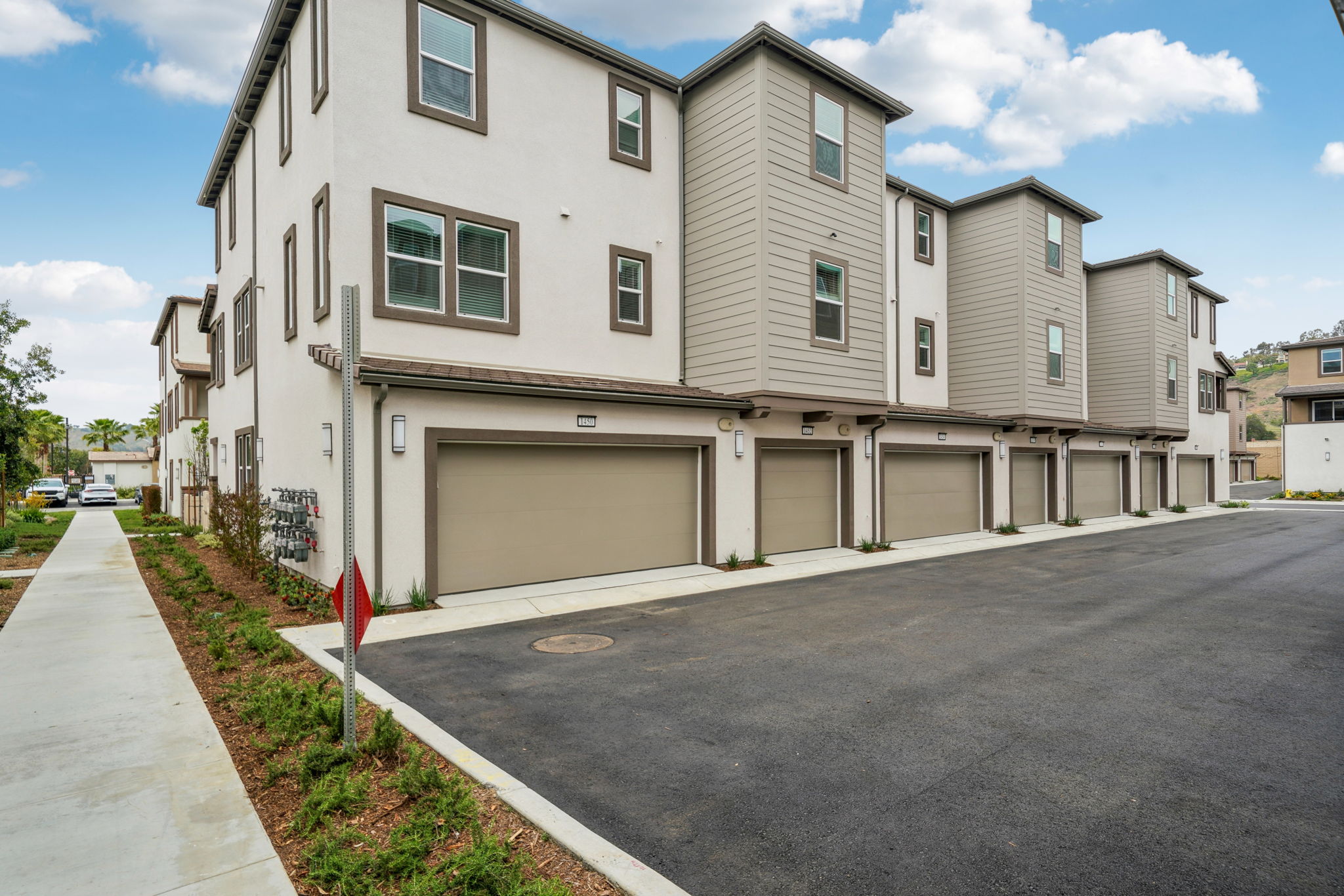SoCal - Stratus - 1456 Stratus Dr, Pomona, CA 91768 - 056