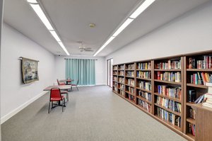  Photo 48