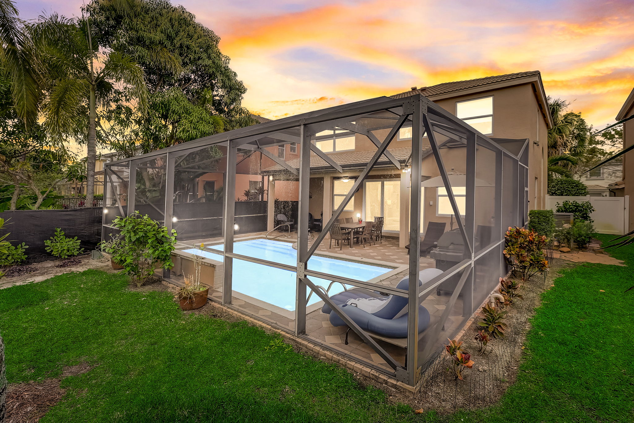 Running Oak Ct - VT-002