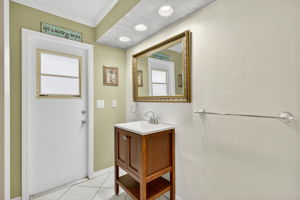 Guest Bathroom 2
