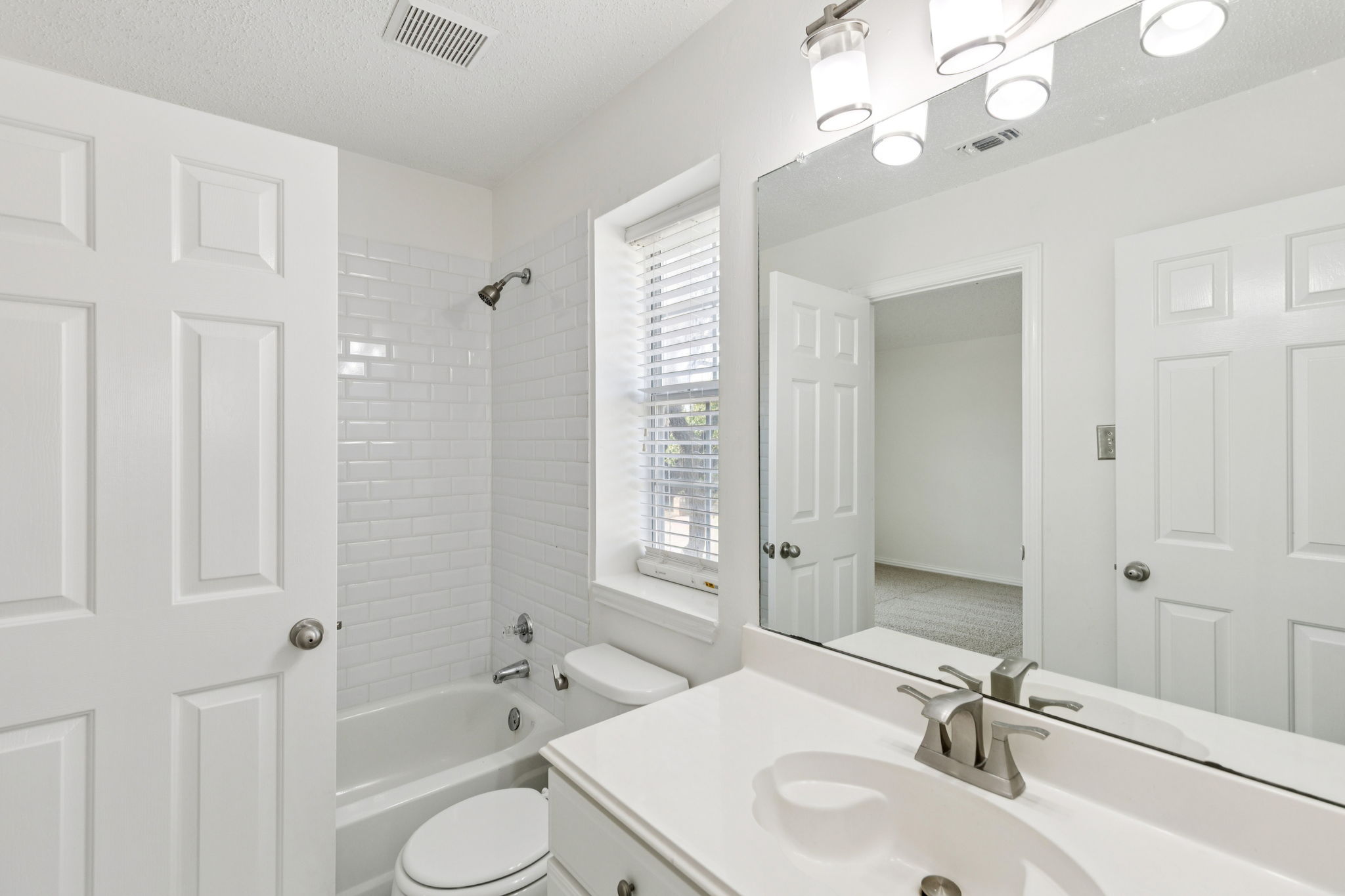 14596Whitman_016
