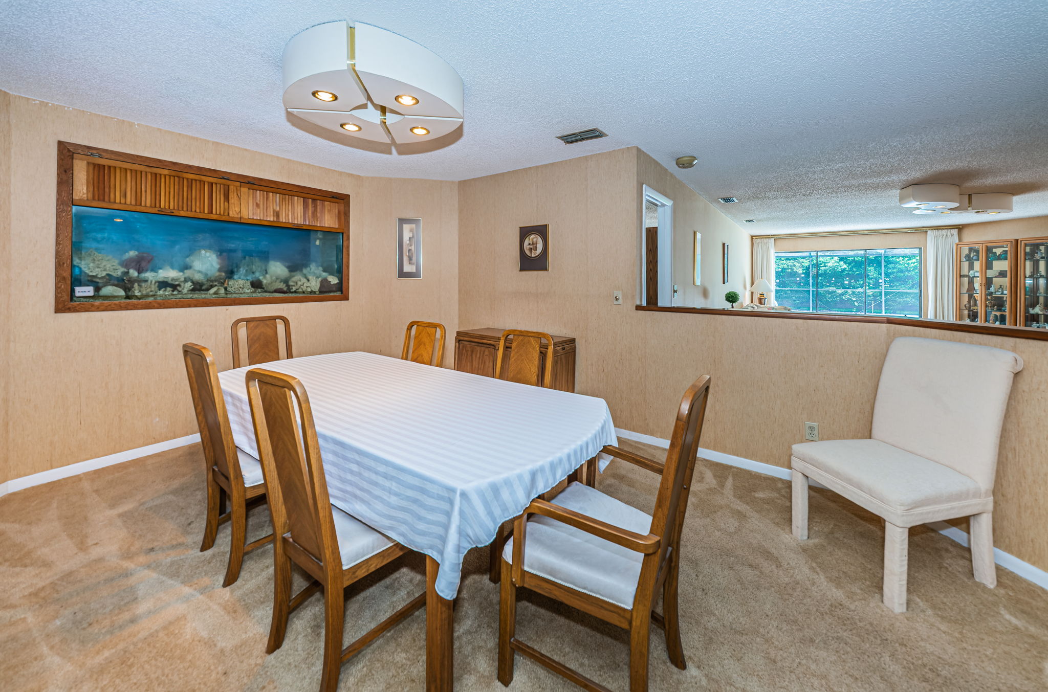 Dining Room4-2