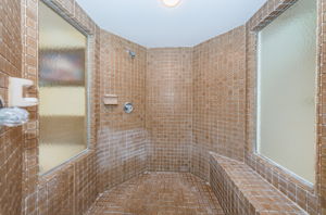 Master Bathroom1c