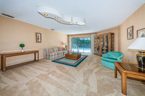 Living Room1-2