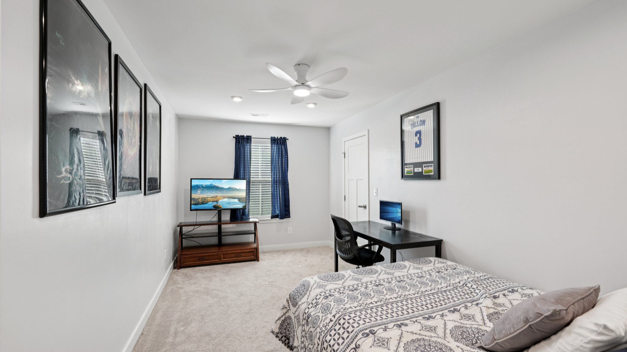 Beacon Dr unit c-S2312-033.jpg