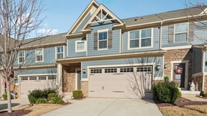 Beacon Dr unit c-S2312-002.jpg