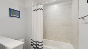 Beacon Dr unit c-S2312-038.jpg