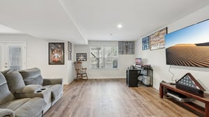 Beacon Dr unit c-S2312-049r.jpg