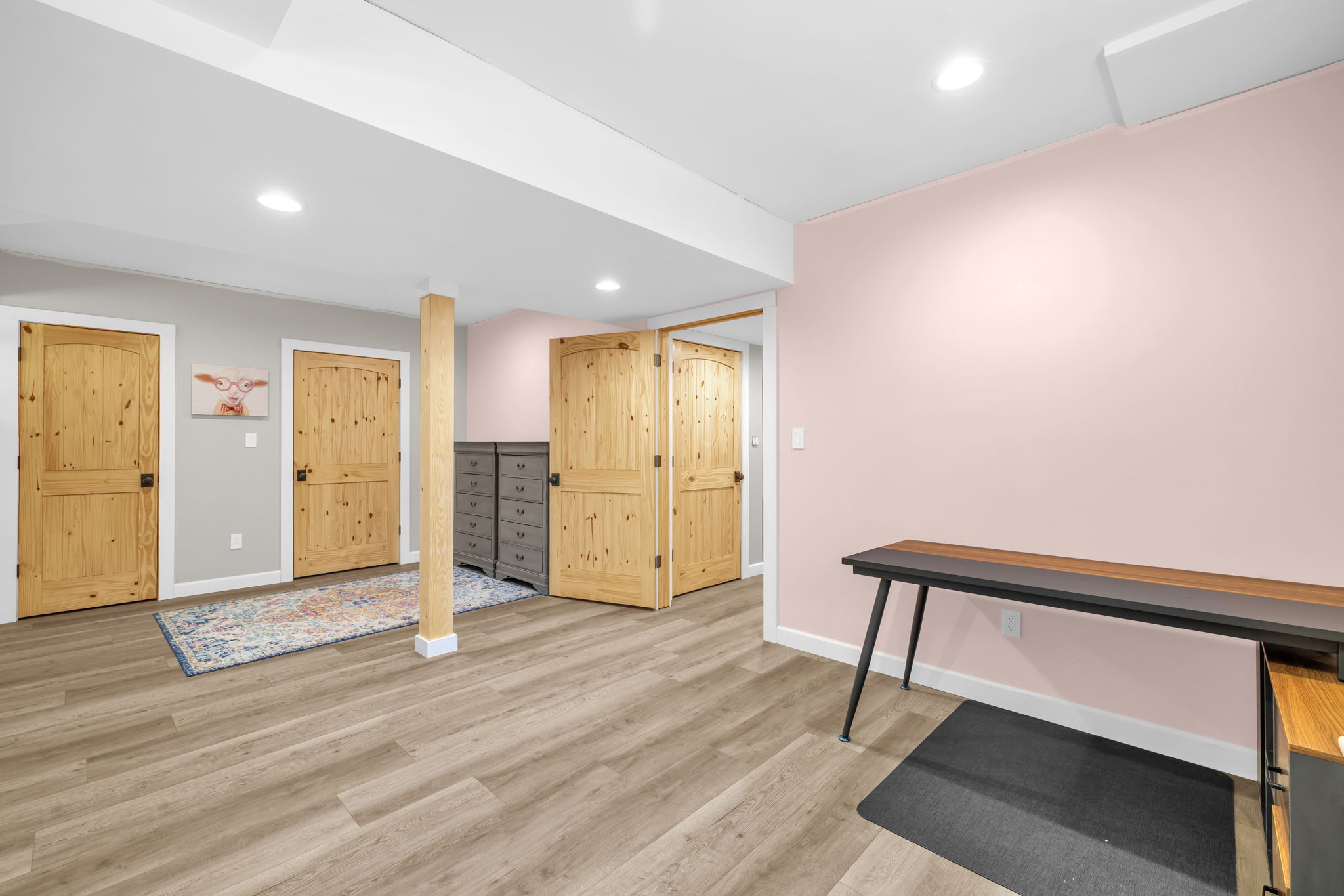 146 brookdale Dr-36