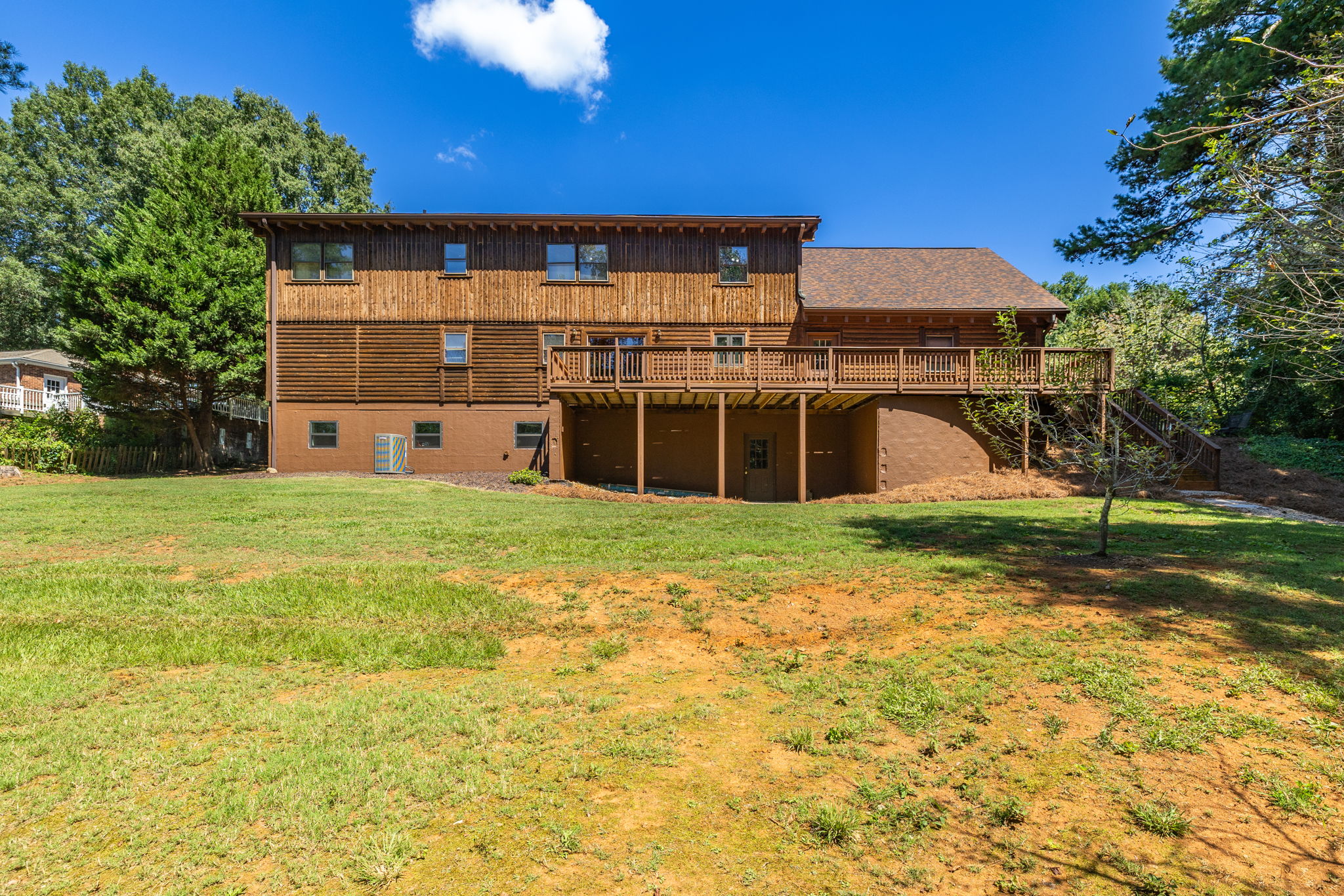 146 brookdale Dr-45
