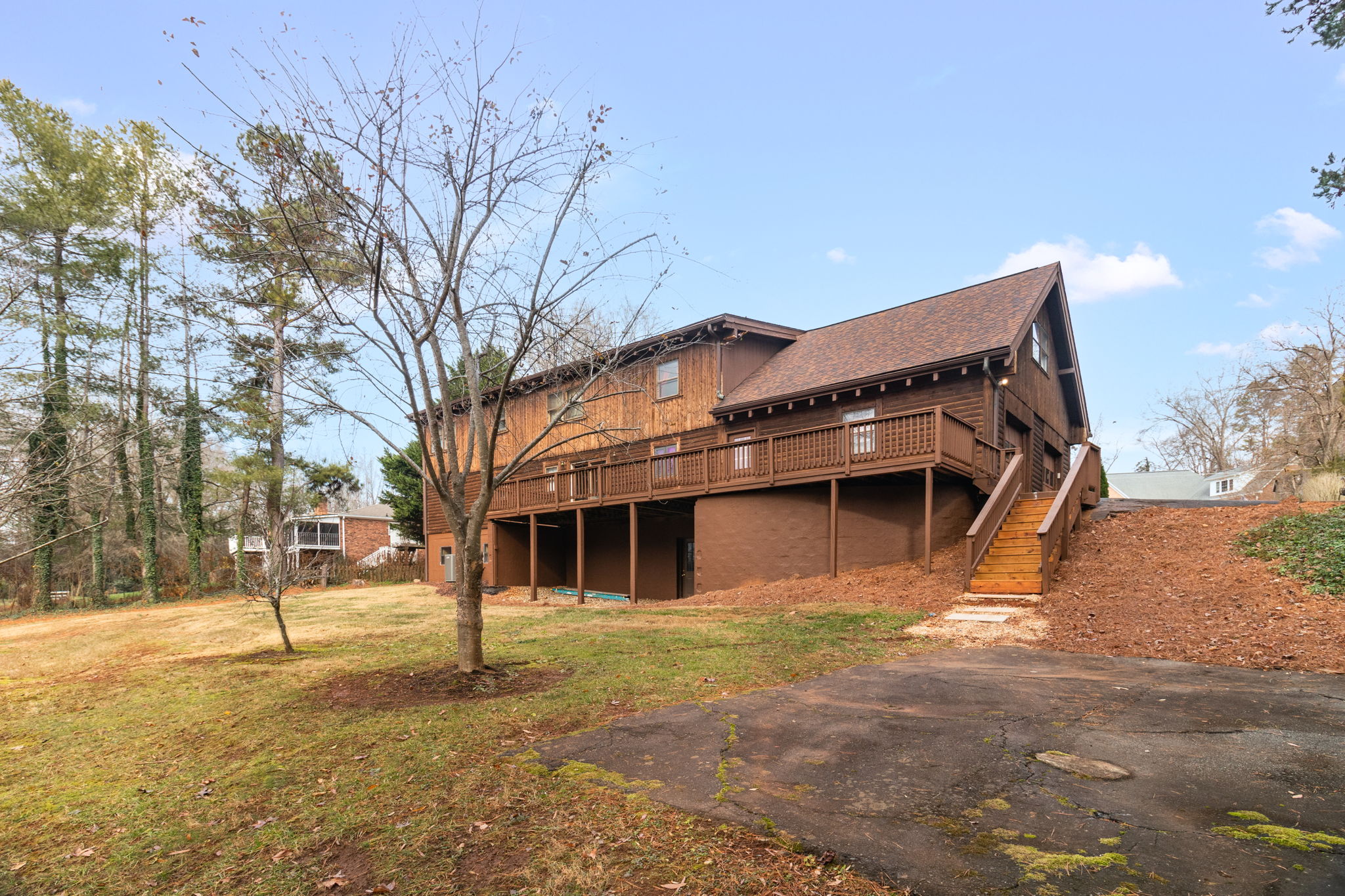 146 Brookdale Exterior-10