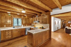 146 brookdale Dr-14