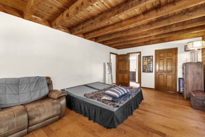 146 brookdale Dr-20