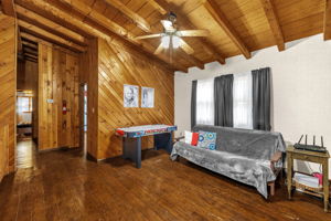 146 brookdale Dr-22