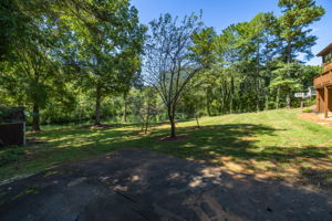 146 brookdale Dr-43