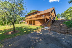 146 brookdale Dr-44