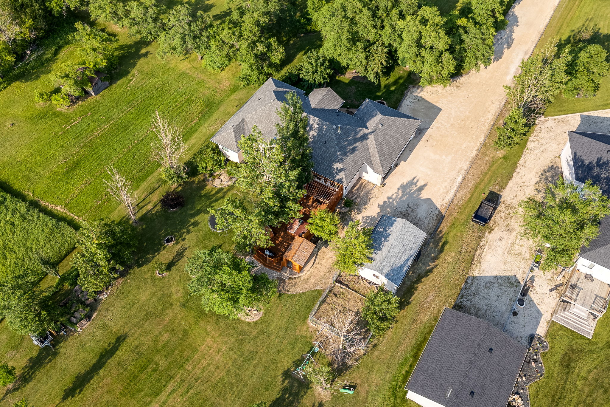 146 Burns Rd - Exterior-18