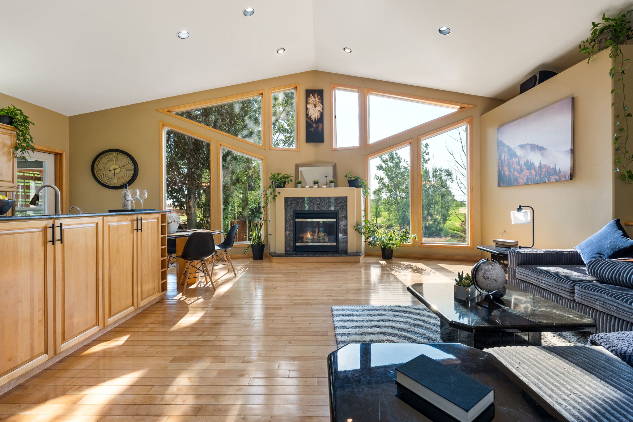146 Burns Rd - Interior-3