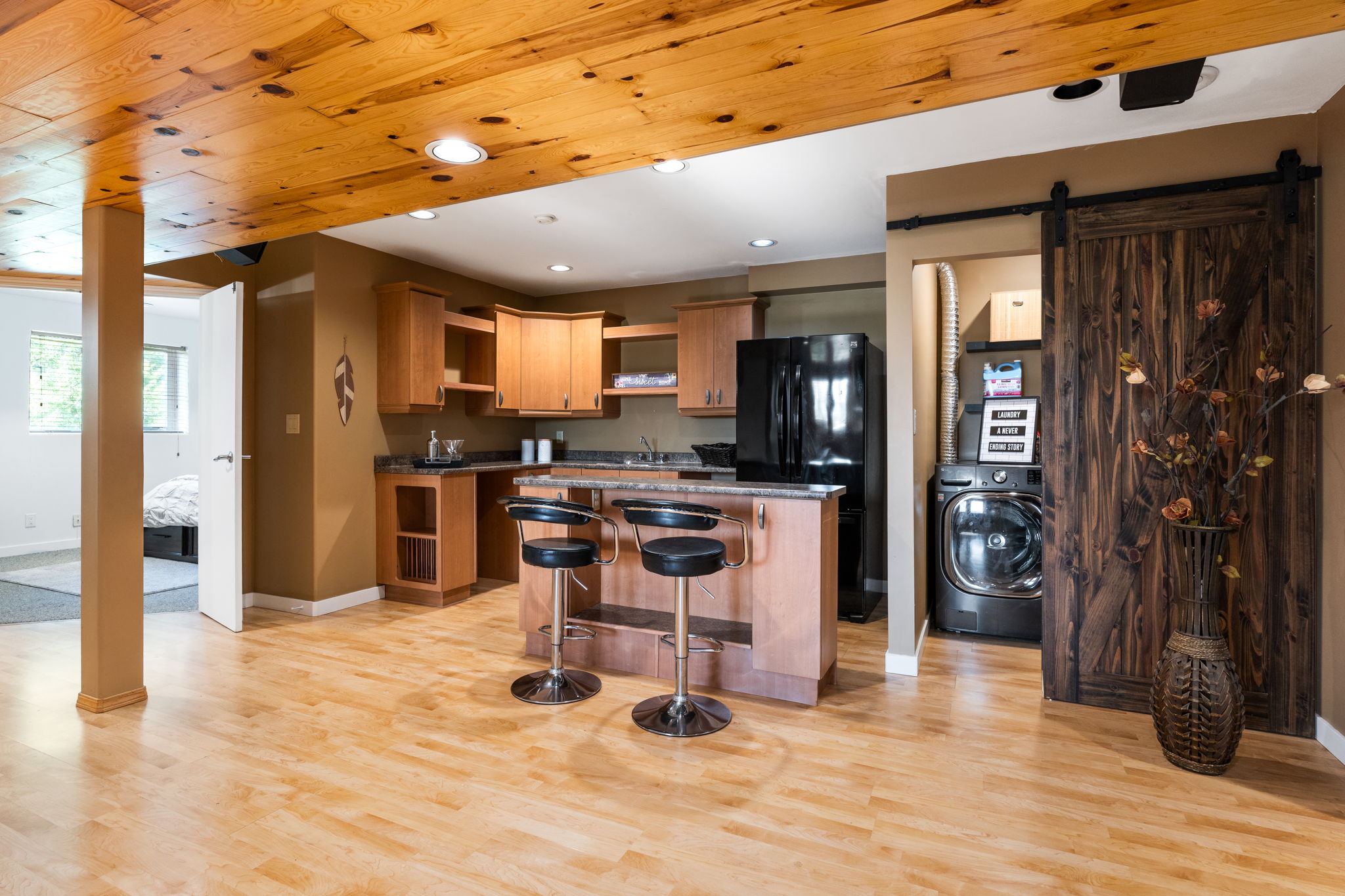 146 Burns Rd - Interior-29