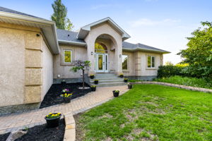 146 Burns Rd - Exterior-2
