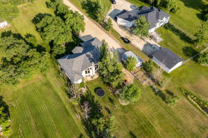 146 Burns Rd - Exterior-17