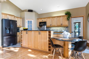 146 Burns Rd - Interior-7