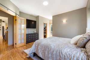146 Burns Rd - Interior-17