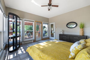 146 Burns Rd - Interior-23