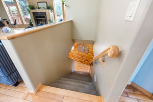 146 Burns Rd - Interior-24