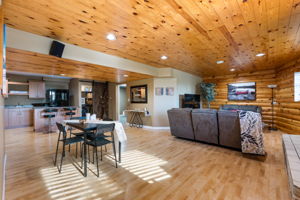 146 Burns Rd - Interior-25