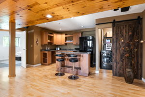 146 Burns Rd - Interior-29