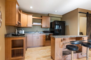 146 Burns Rd - Interior-30