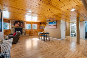 146 Burns Rd - Interior-31