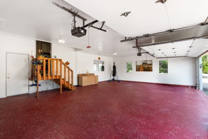146 Burns Rd - Interior-38