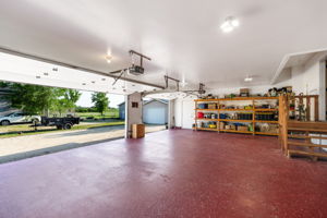146 Burns Rd - Interior-39