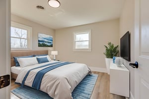 012 virtually staged.jpeg