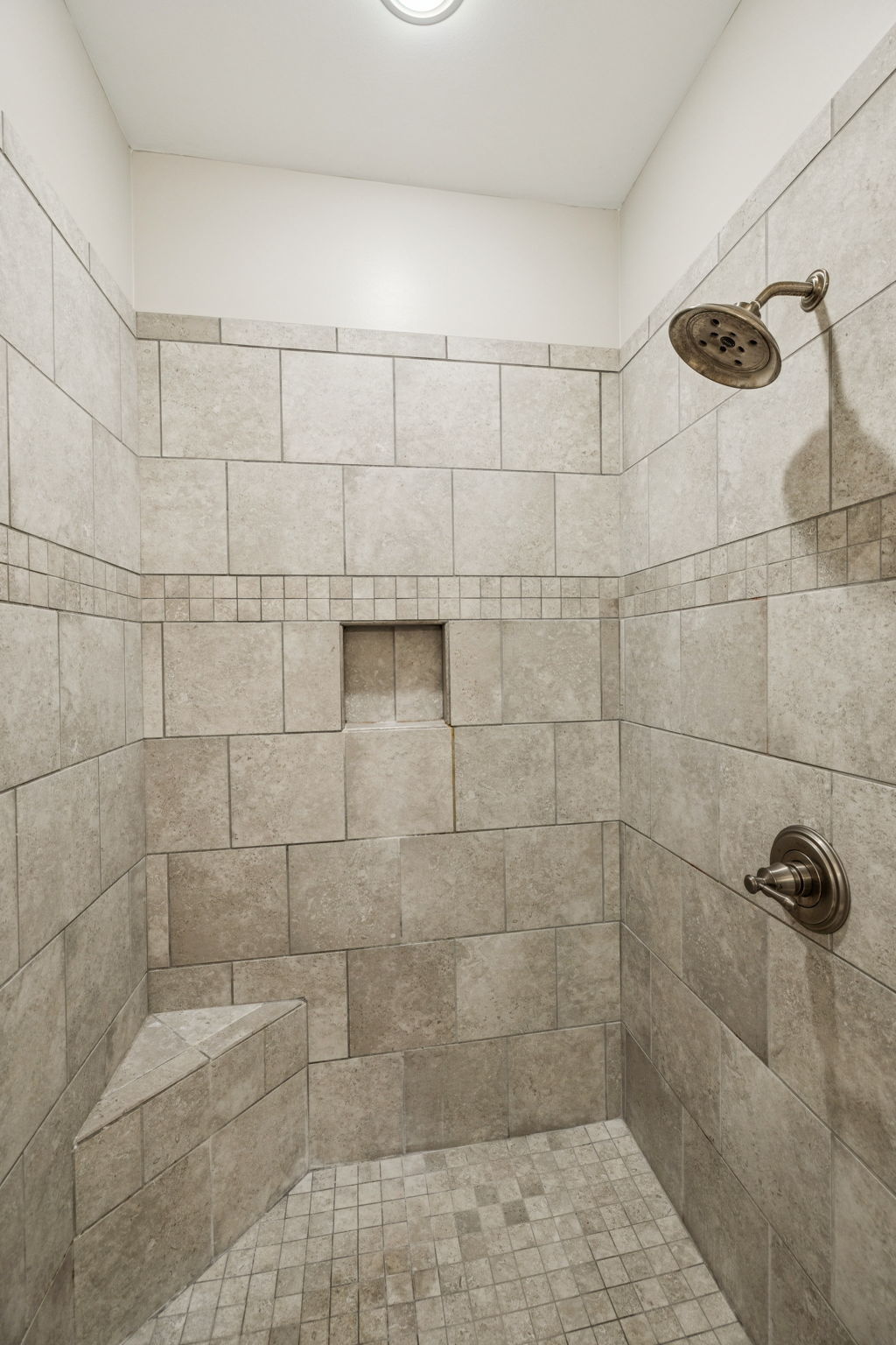  Photo 37
