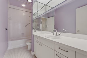  Photo 49
