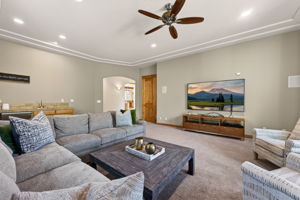  Photo 52