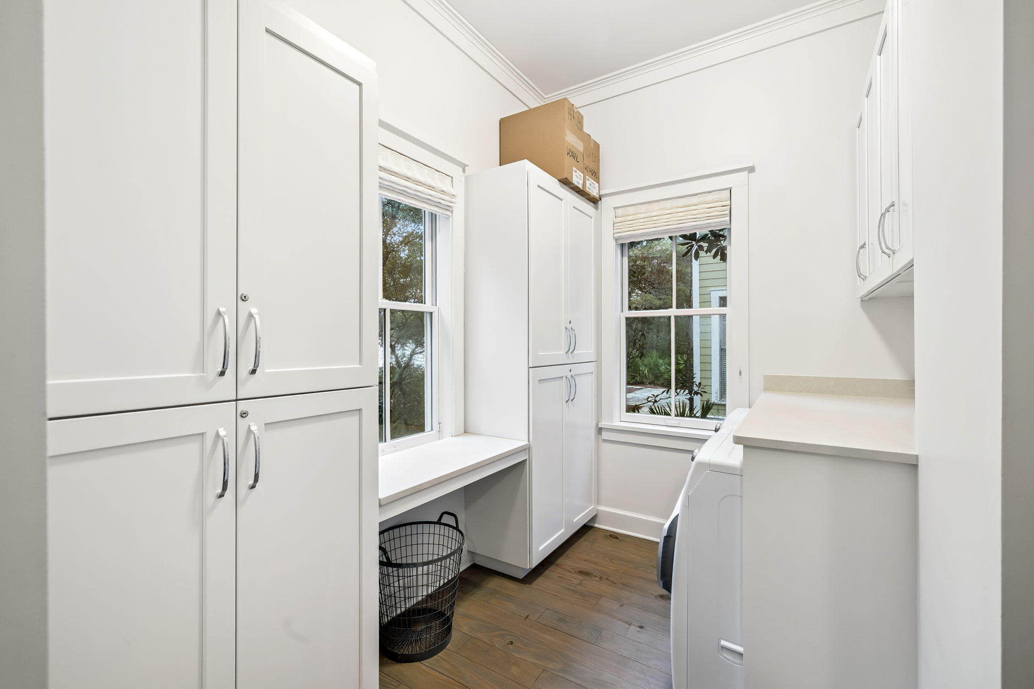 Array_146SilverLaurelWay-27