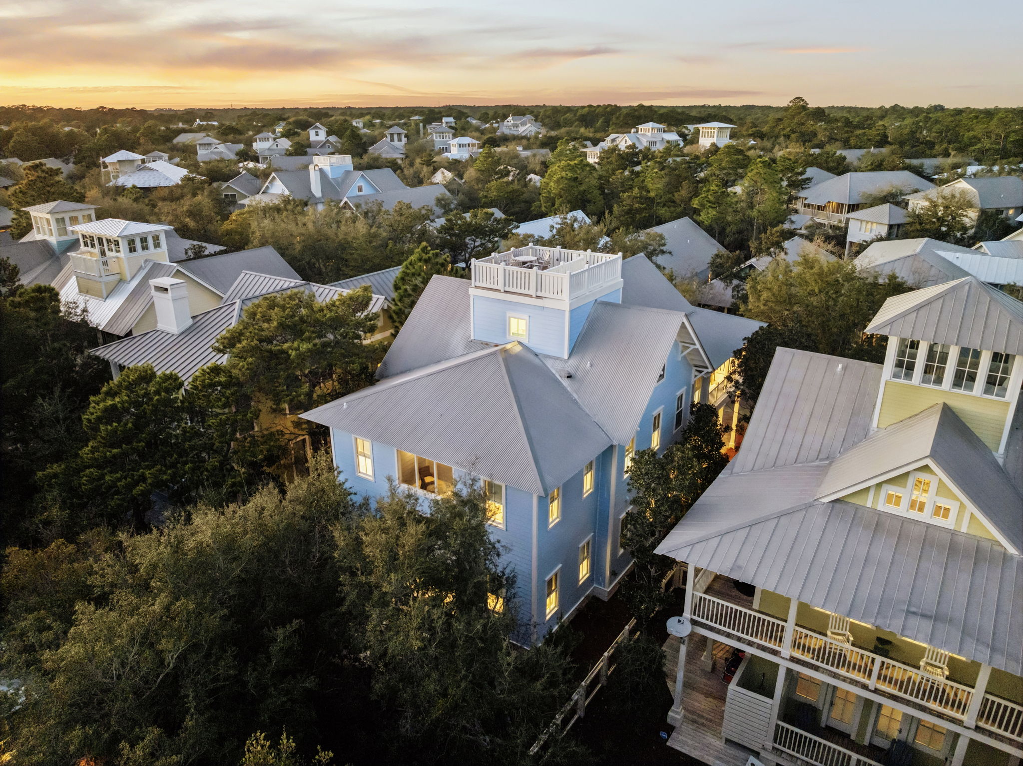 Array_146SilverLaurelWay-63