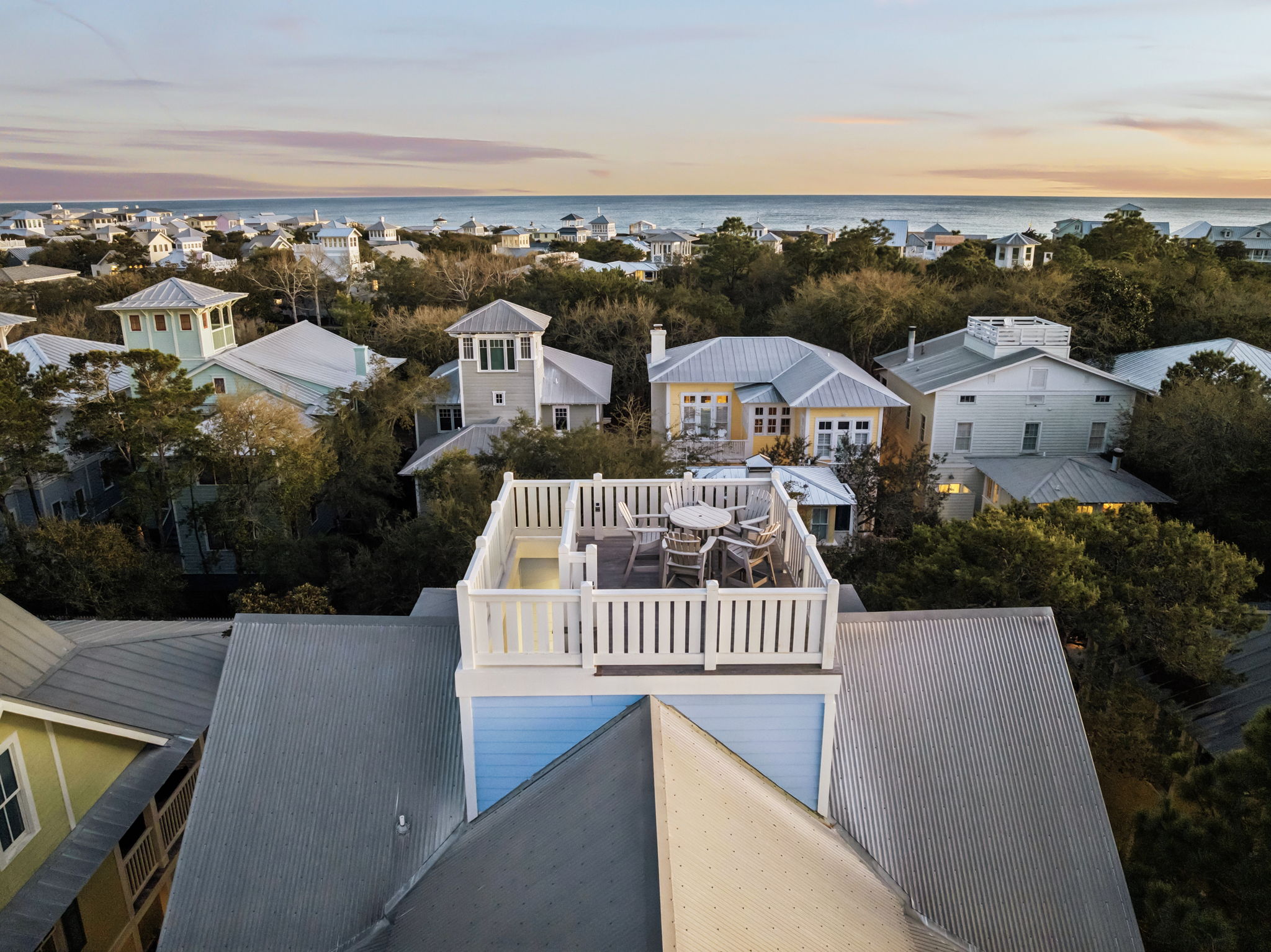 Array_146SilverLaurelWay-65