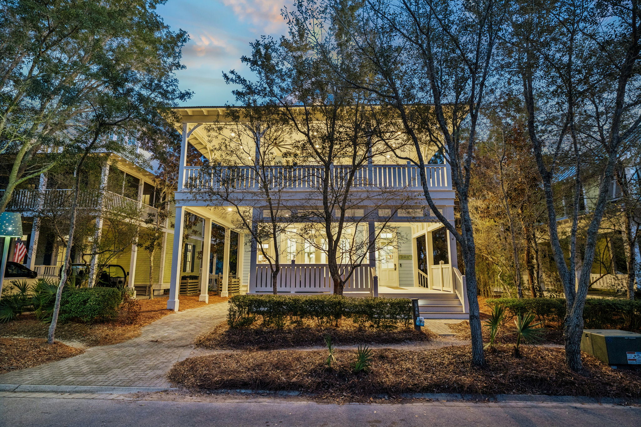 Array_146SilverLaurelWay-66